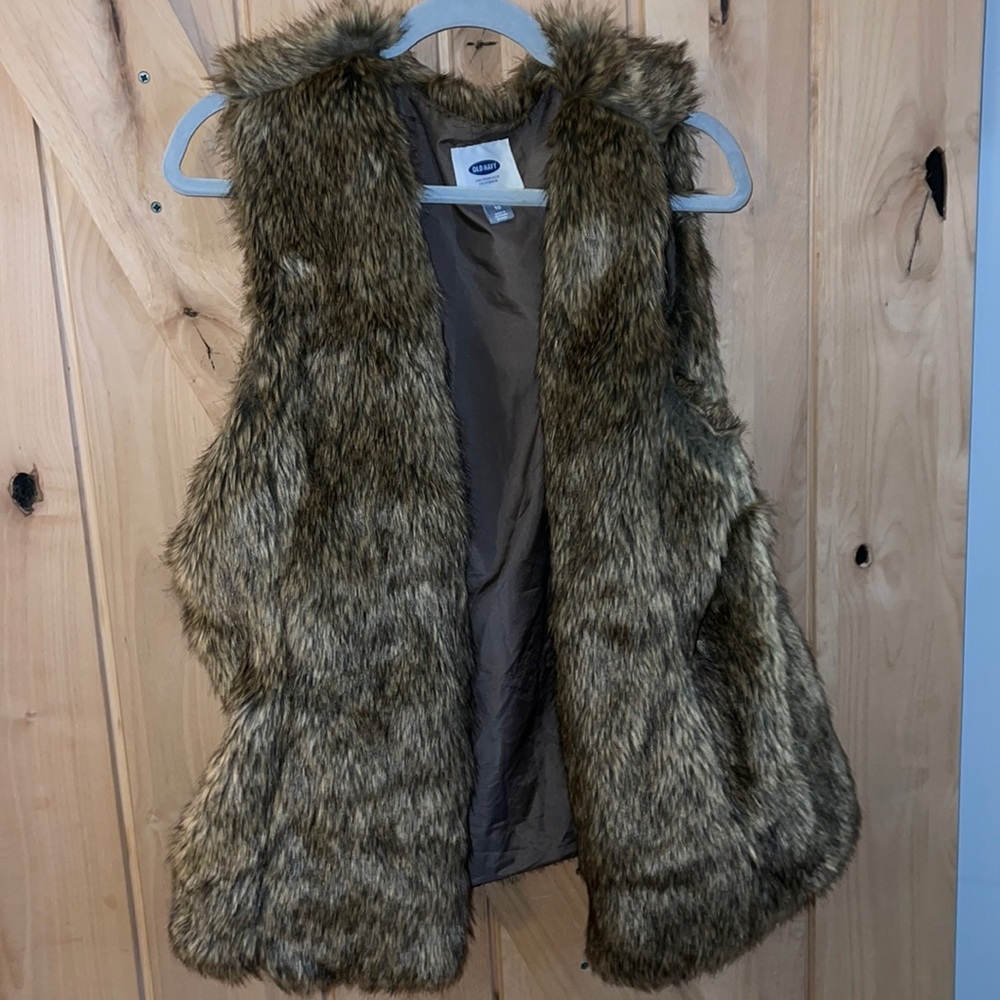 Faux fur vest
